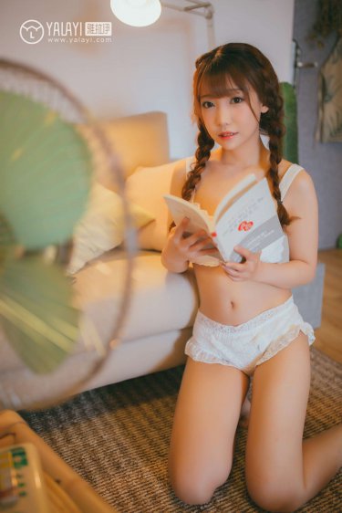 美女胸